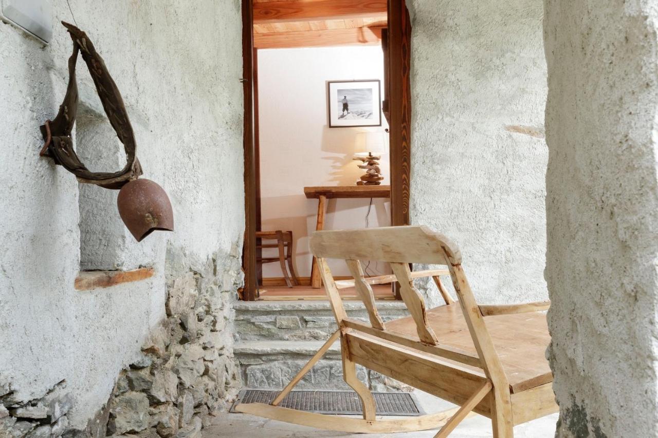 Hellochalet - Chalet Da Miro - Sunny Terraces With Stunning Matterhorn Views, Reachable On Foot Only Valtournenche Exterior foto