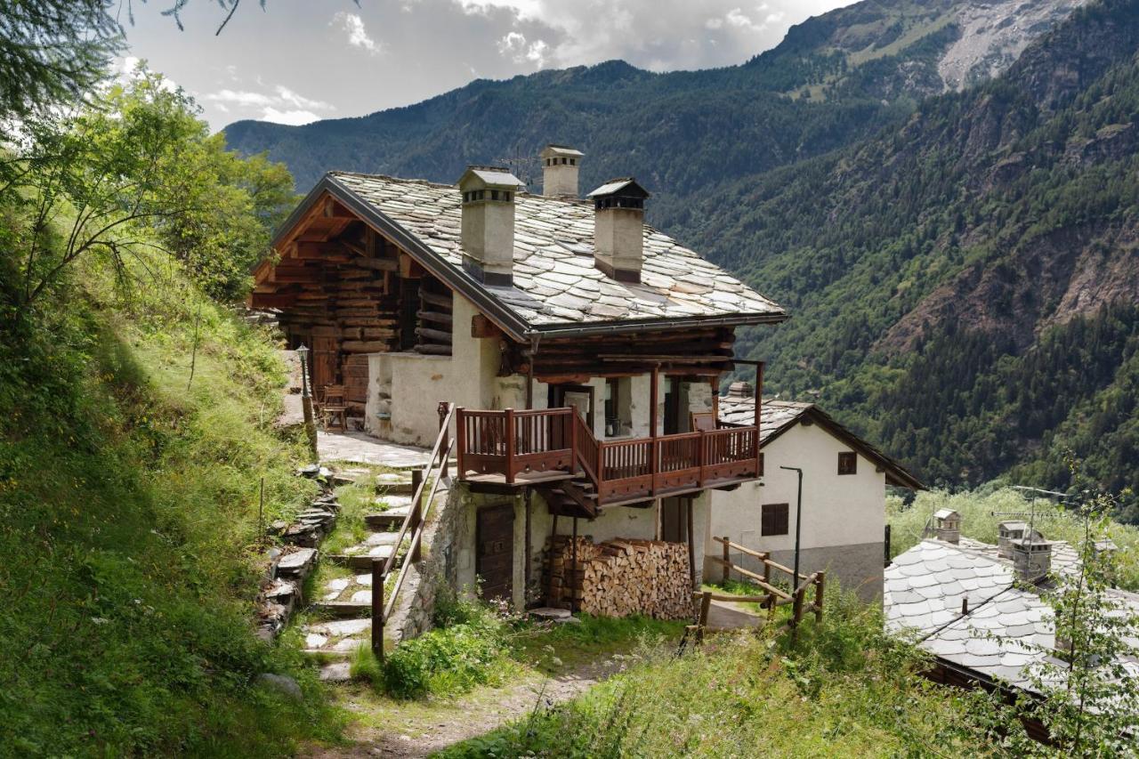 Hellochalet - Chalet Da Miro - Sunny Terraces With Stunning Matterhorn Views, Reachable On Foot Only Valtournenche Exterior foto
