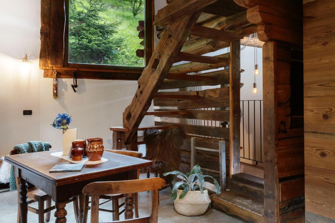 Hellochalet - Chalet Da Miro - Sunny Terraces With Stunning Matterhorn Views, Reachable On Foot Only Valtournenche Exterior foto